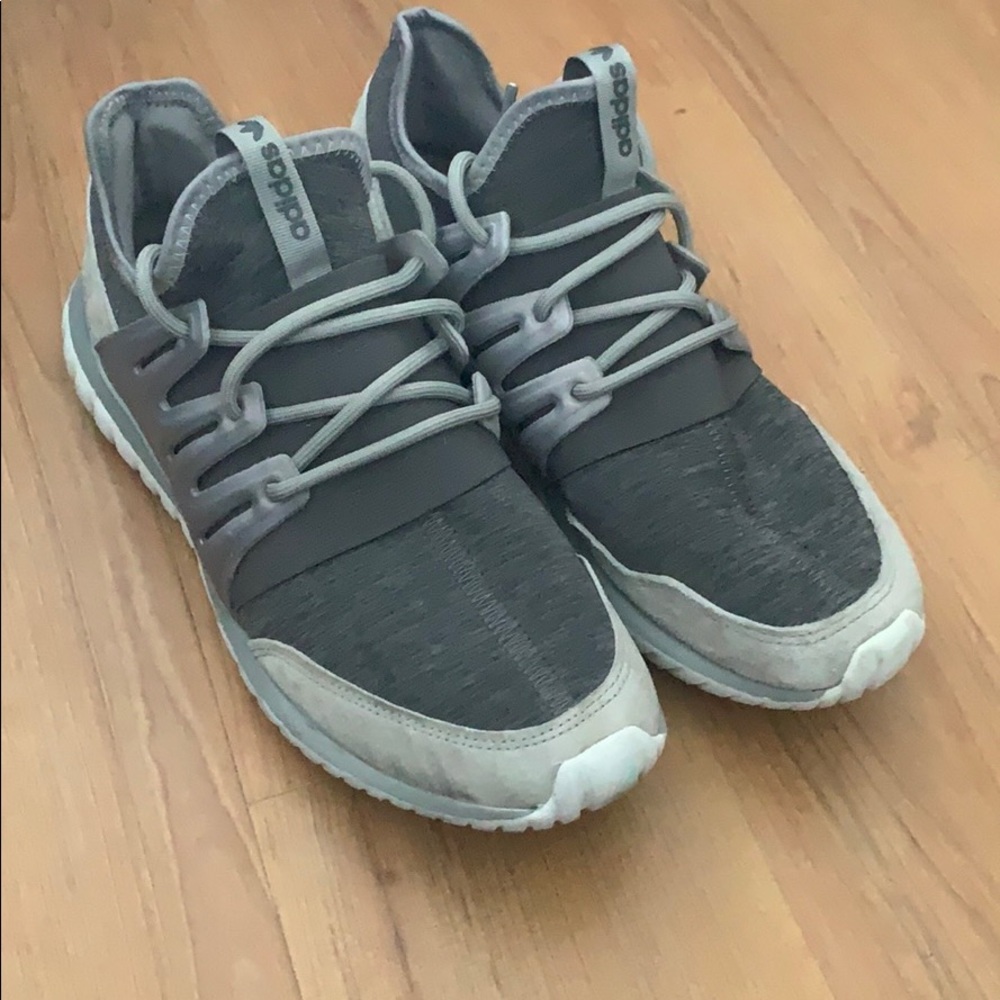 Adidas Tubular Radial